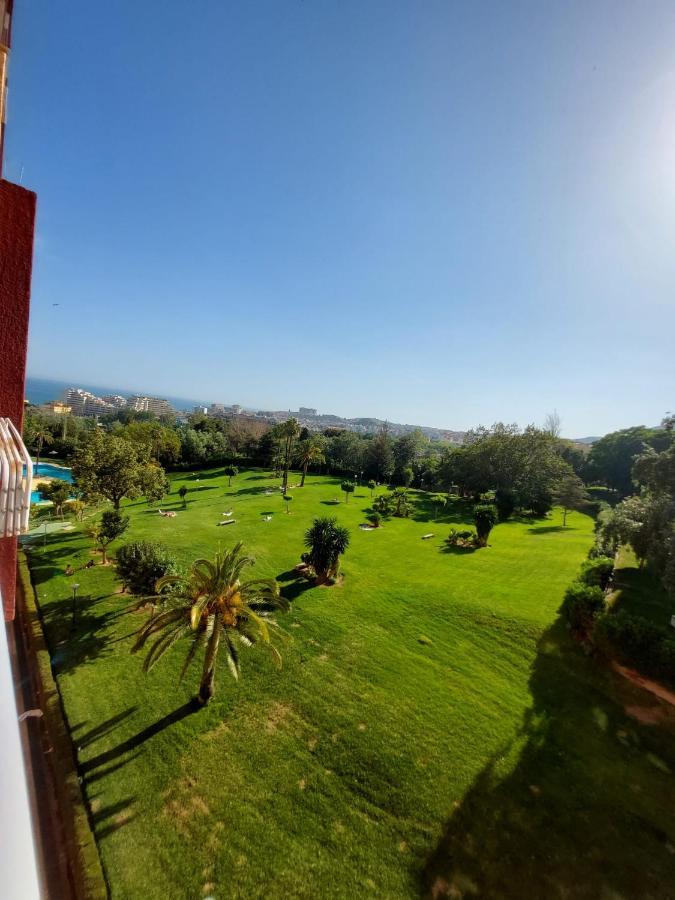 Aparthotel Minerva Benalmádena Esterno foto